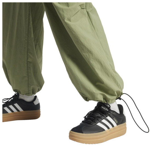 Adidas Γυναικείο παντελόνι City Escape Woven Parachute Tracksuit Bottoms